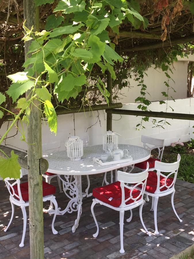 Acorn Cottage Hermanus Exterior photo